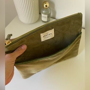 Sézane Velvet Pouch